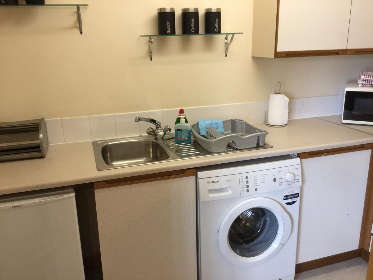 One-Bedroom Apartment - Wyvis Free Parking 인버네스 외부 사진